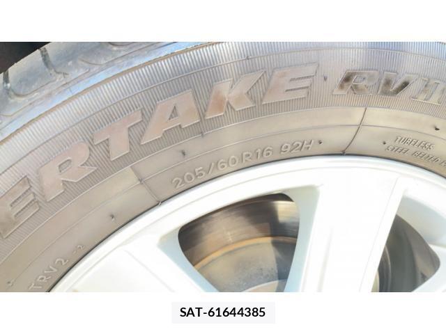 Toyota VOXY 2007-09 7790302-6