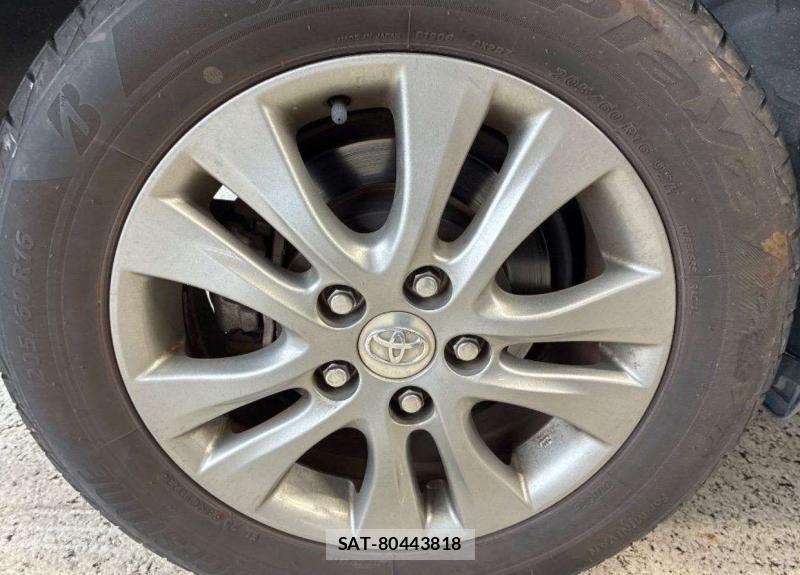 Toyota VOXY 2012-03 7791174-10