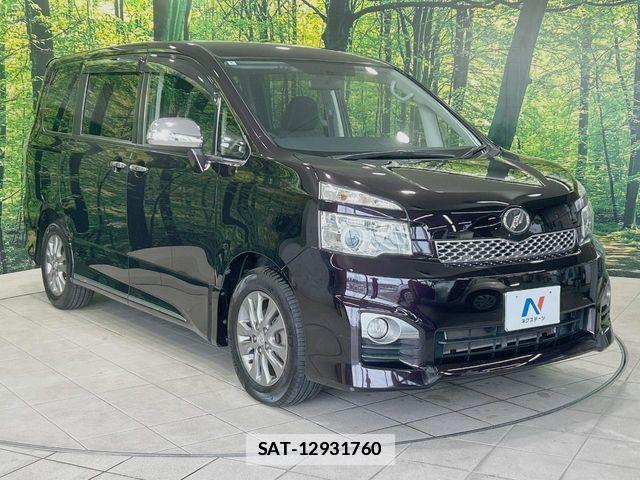 Toyota VOXY 2012-03 7790323-16