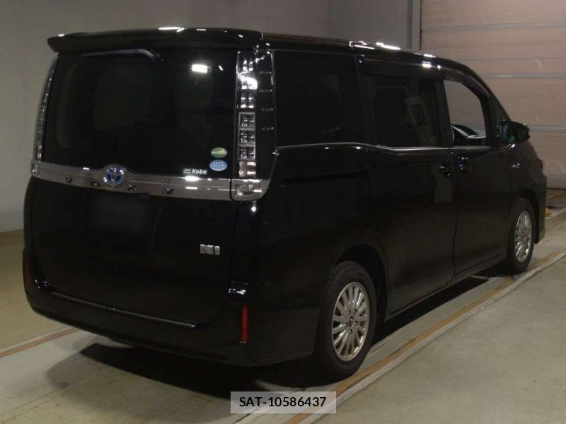 Toyota VOXY 2016-11 7831744-1