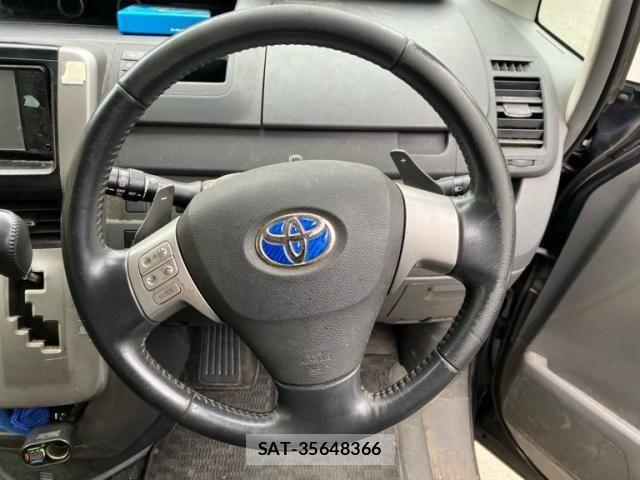 Toyota VOXY 2009-06 7880407-9
