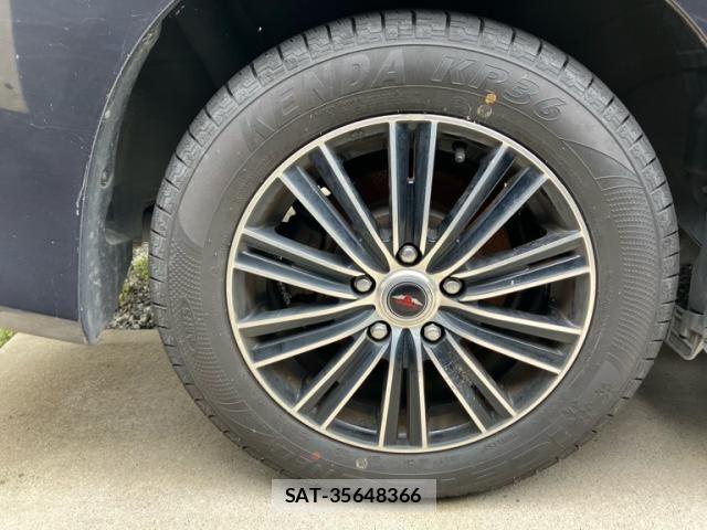 Toyota VOXY 2009-06 7880407-6