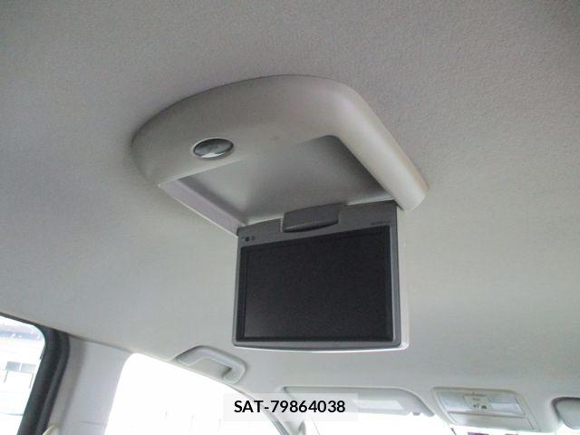 Toyota VOXY 2012-03 7880400-14