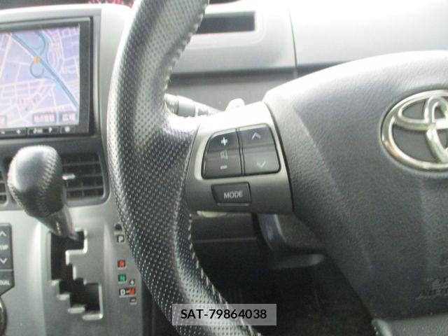 Toyota VOXY 2012-03 7880400-18
