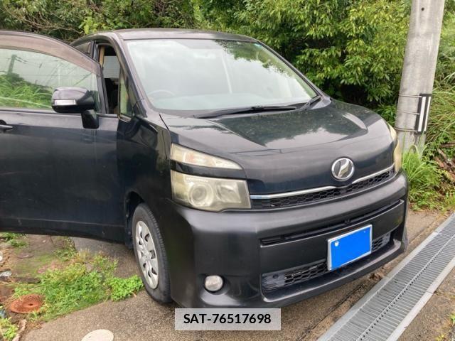 Toyota VOXY 2011-12 7880403-0