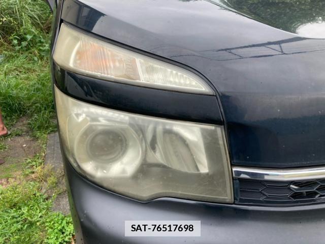 Toyota VOXY 2011-12 7880403-5