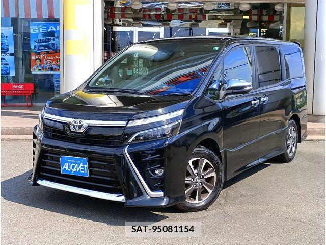 Toyota VOXY 2021-05 7880374-0