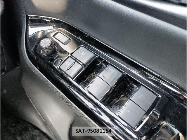Toyota VOXY 2021-05 7880374-22