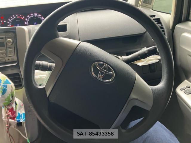 Toyota VOXY 2008-07 7880402-9