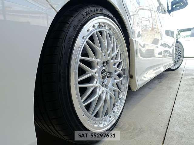 Toyota VOXY 2014-12 7880380-10