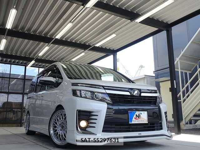 Toyota VOXY 2014-12 7880380-13