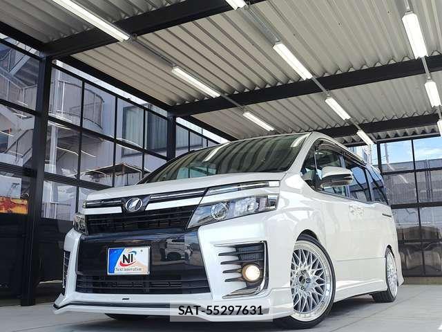 Toyota VOXY 2014-12 7880380-2