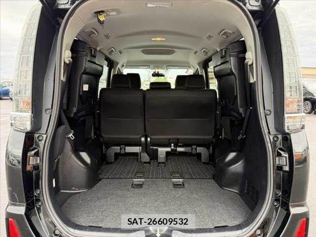Toyota VOXY 2014-04 7880388-22