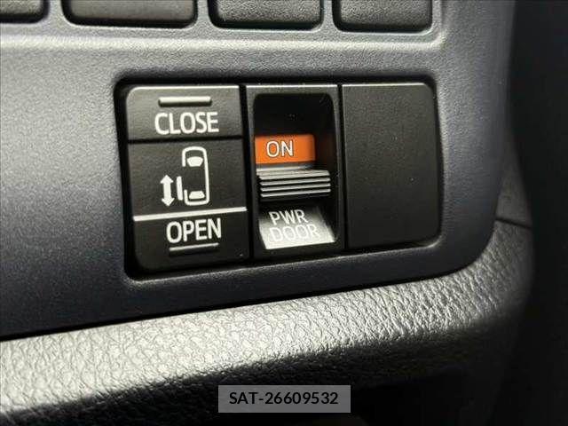 Toyota VOXY 2014-04 7880388-5