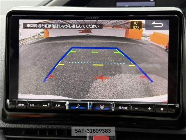 Toyota VOXY 2021-11 7880361-3
