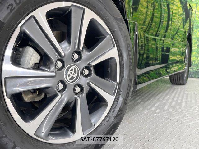 Toyota VOXY 2019-09 7880373-12
