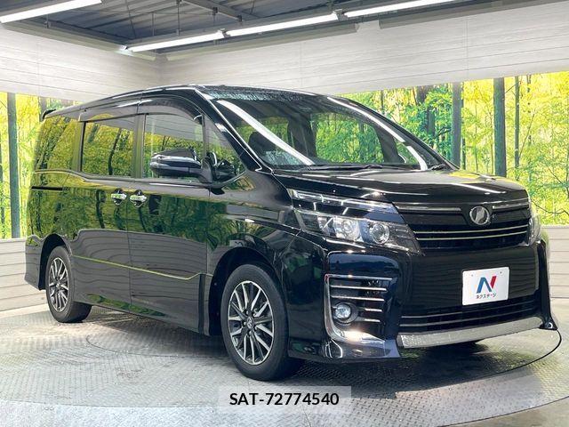 Toyota VOXY 2016-12 7880381-16