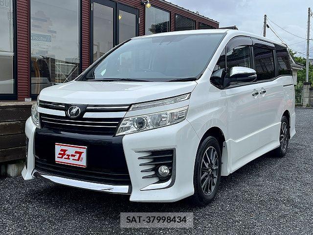 Toyota VOXY 2016-02 7880379-0