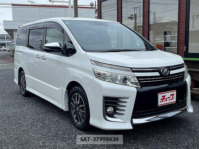 Toyota VOXY 2016-02 7880379-6