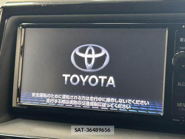 Toyota VOXY 2015-01 7880389-3