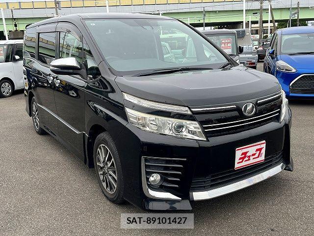 Toyota VOXY 2016-06 7880382-6