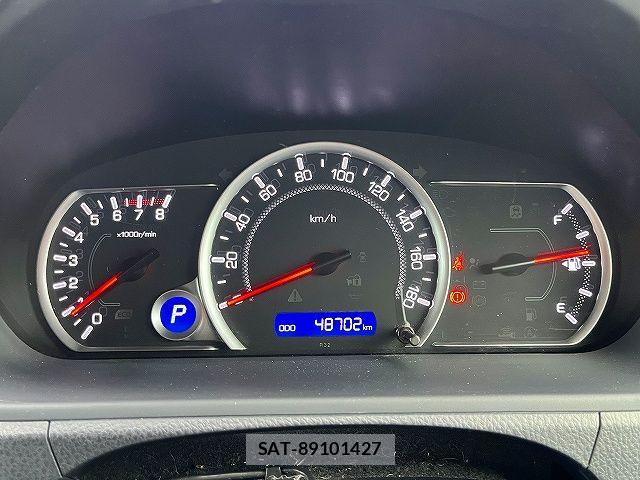 Toyota VOXY 2016-06 7880382-7