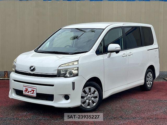 Toyota VOXY 2010-11 7880391-0
