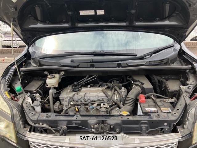 Toyota VOXY 2013-08 7880398-13