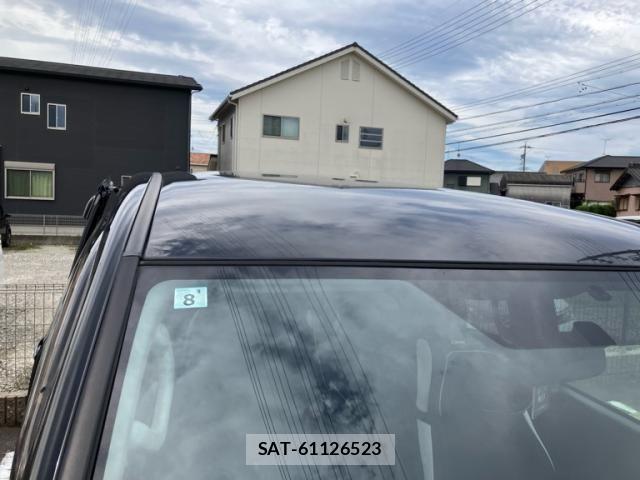 Toyota VOXY 2013-08 7880398-4