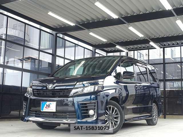 Toyota VOXY 2014-12 7880384-2