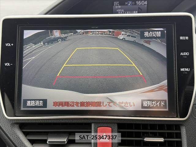 Toyota VOXY 2017-07 7880383-5