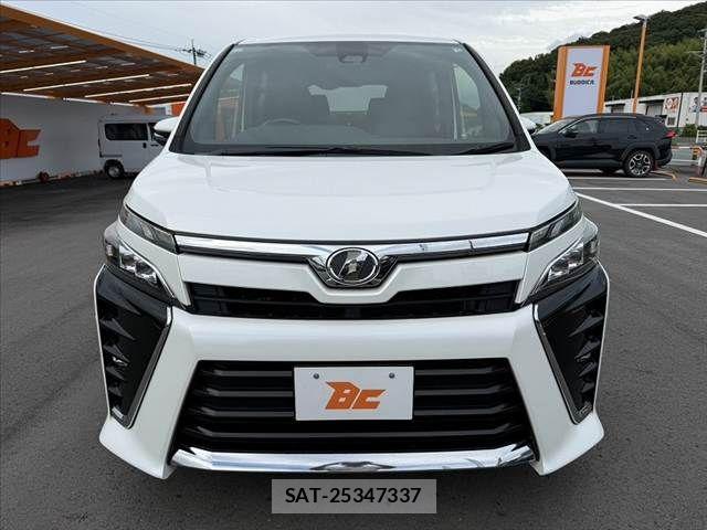 Toyota VOXY 2017-07 7880383-8