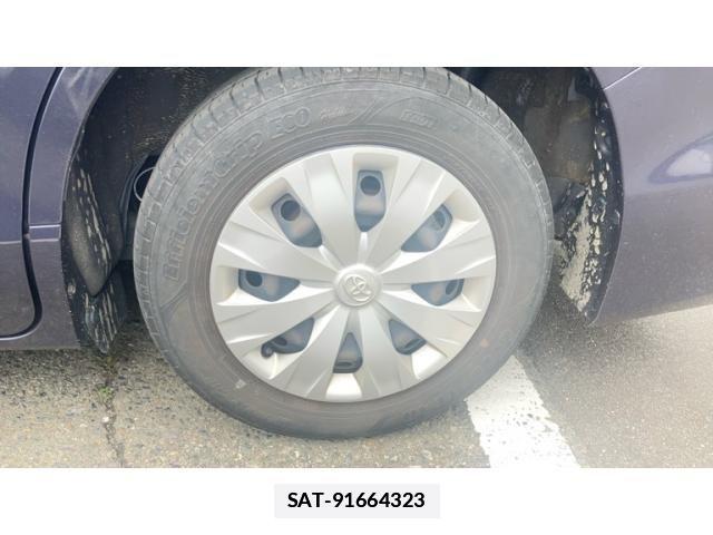 Toyota VOXY 2015-06 7880395-5