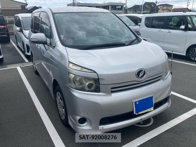 Toyota VOXY 2010-03 7880412-0