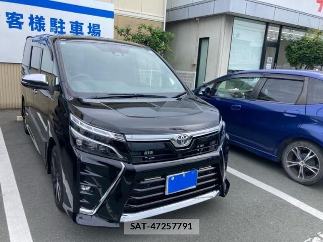 Toyota VOXY 2020-10 7880364-0