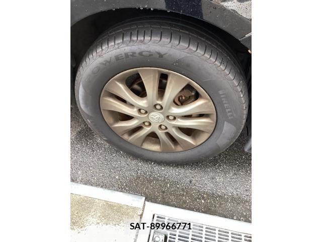 Toyota VOXY 2011-11 7880399-1