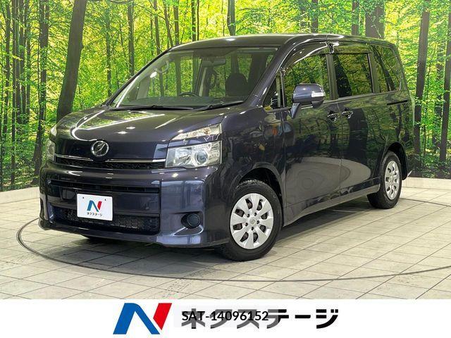 Toyota VOXY 2012-01 7880397-0