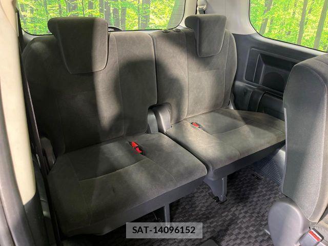 Toyota VOXY 2012-01 7880397-9