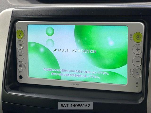 Toyota VOXY 2012-01 7880397-2