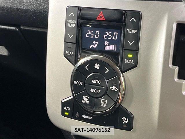 Toyota VOXY 2012-01 7880397-4