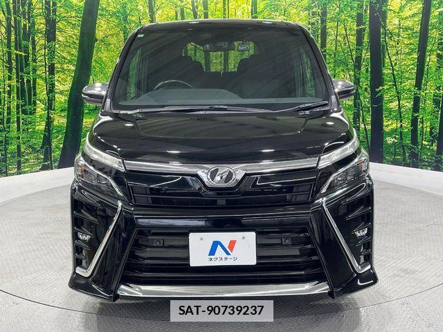 Toyota VOXY 2019-07 7880378-15