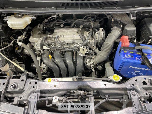 Toyota VOXY 2019-07 7880378-18