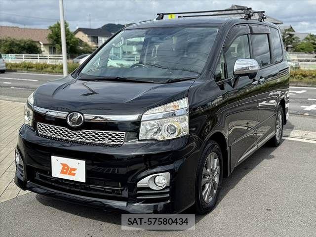 Toyota VOXY 2013-09 7880394-9