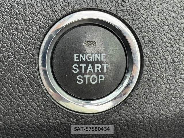 Toyota VOXY 2013-09 7880394-27