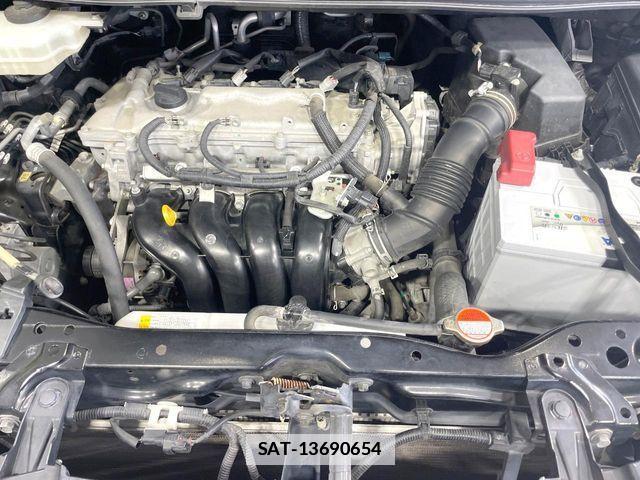 Toyota VOXY 2015-08 7880386-18