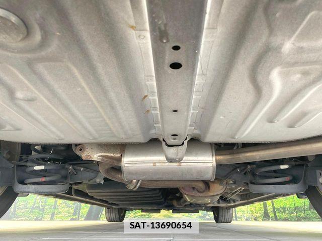 Toyota VOXY 2015-08 7880386-19