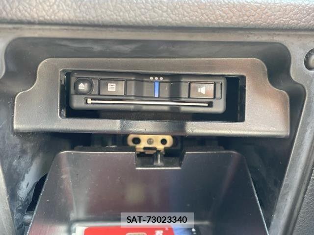 Toyota VOXY 2013-10 7880396-7