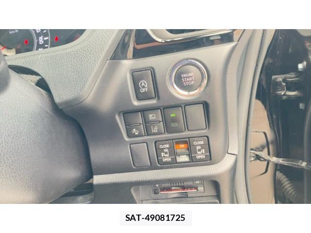 Toyota VOXY 2017-08 7880377-18