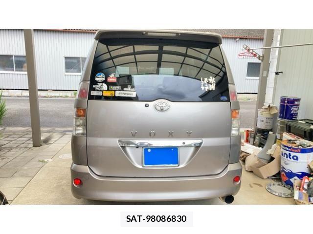 Toyota VOXY 2003-12 7880410-1