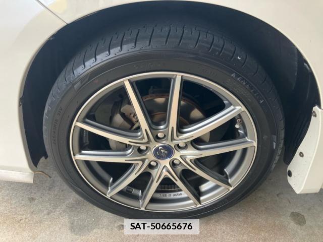 Toyota VOXY 2013-09 7880404-9